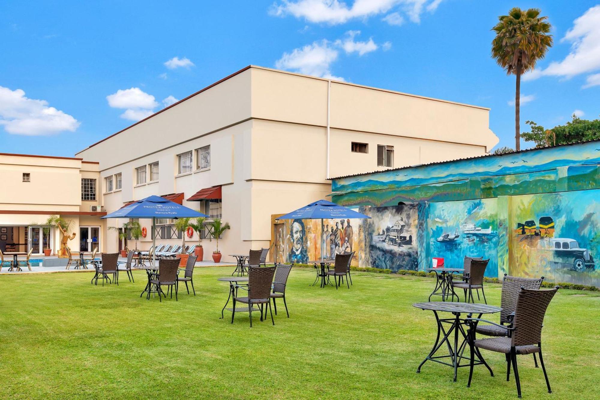 Protea Hotel By Marriott Blantyre Ryalls Eksteriør billede