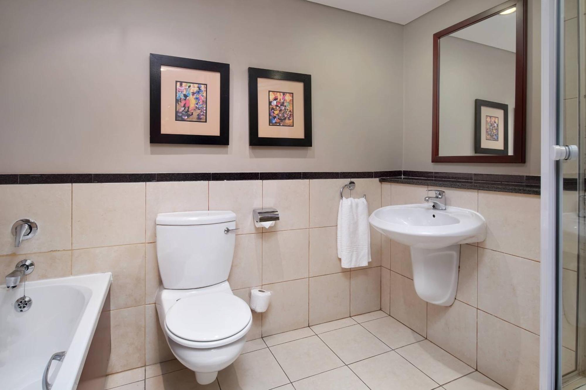 Protea Hotel By Marriott Blantyre Ryalls Eksteriør billede